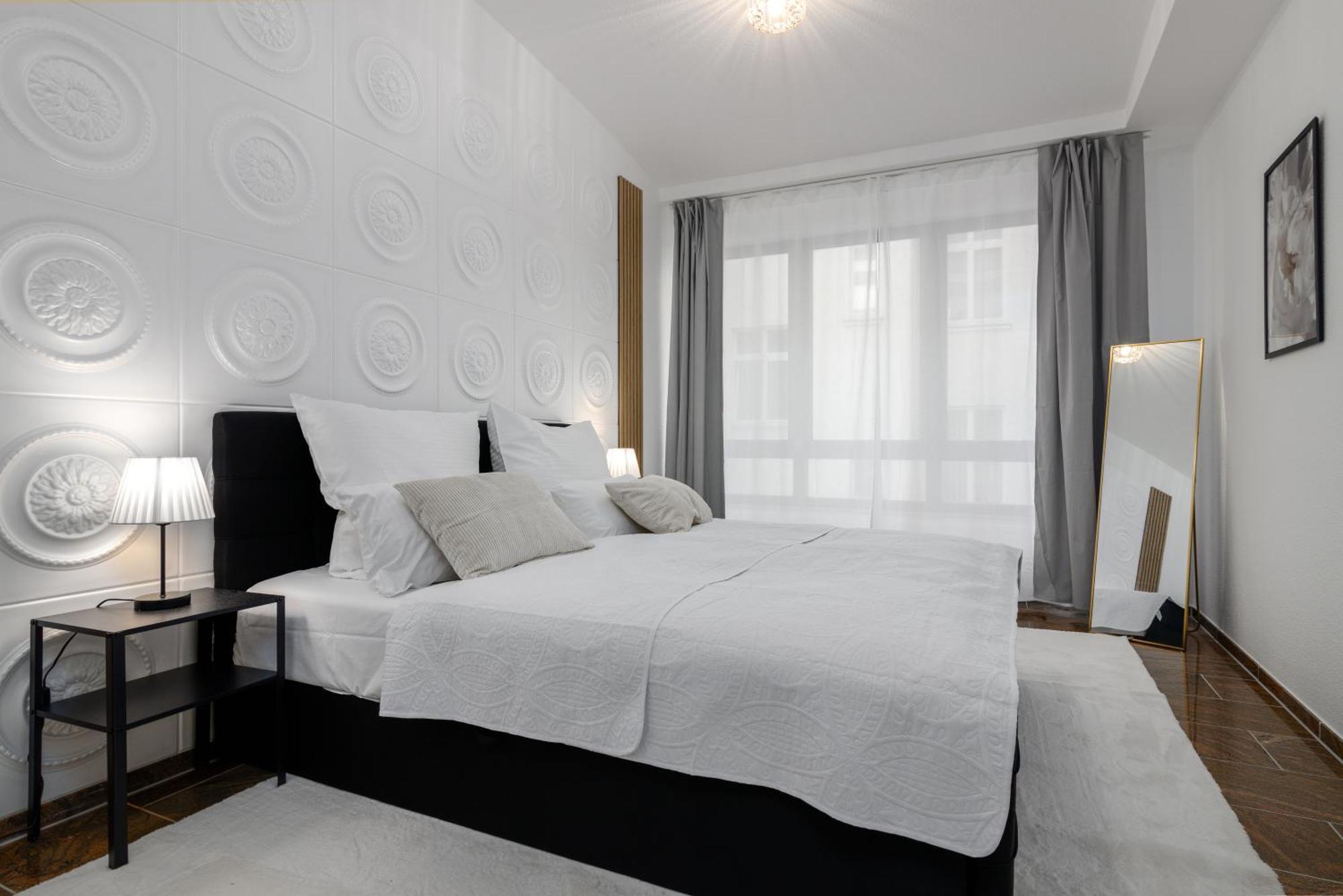 Highlife Apartment One Wiesbaden Wilhelmstrasse Экстерьер фото